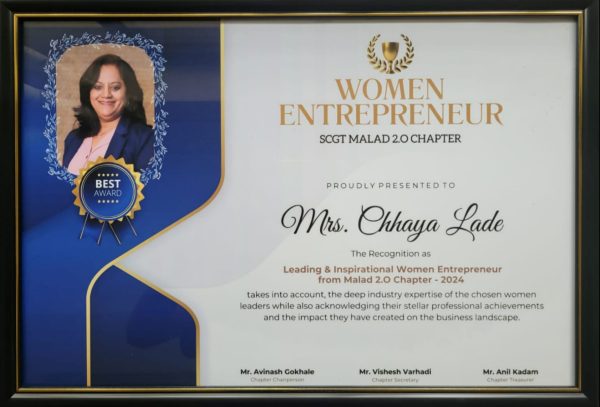 best woman entrepreneur award given to Mrs. Chhaya Lade, the founder of A V Interiors